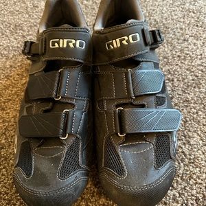 Giro men’s Bicycle clip in Shoes size 12.75